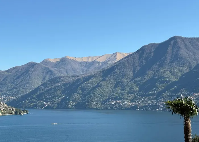 Talina - Vista E Parcheggio Privato Daire Torno